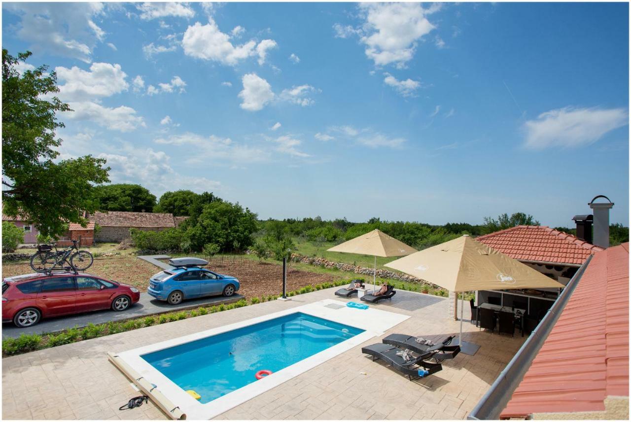 House Mellifera Hotel Razvode Buitenkant foto
